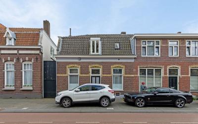 Hoogstraat 139