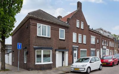Kronehoefst. 32