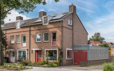 Robbenstraat 2