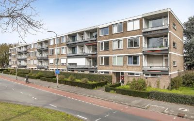 Europalaan 64