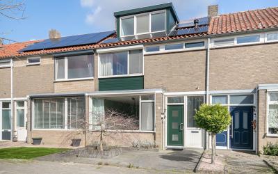 Bakhuizen v. 8