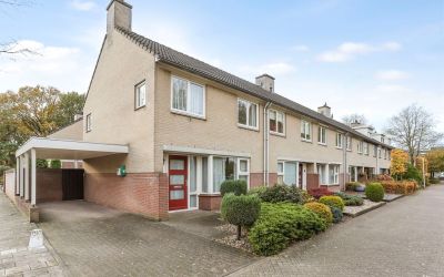 Haringvliet 18