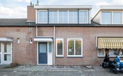 Lyonhof 2
