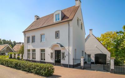 Tegenbosch 16