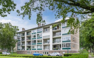 Paul Scholt. 60