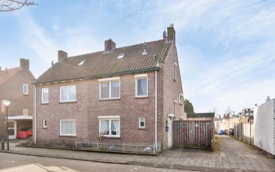 van der Put. 47
