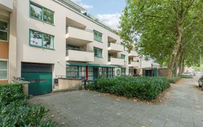 Raadhuisstr. 30