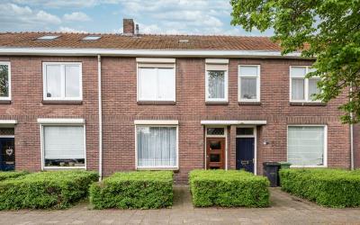 Kanaalstraat 24