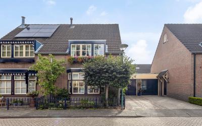 Tongelreep 16