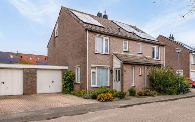 Robijnstraat 16
