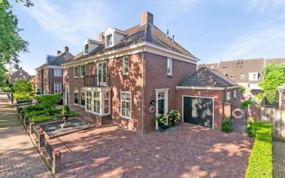 Schutsboom 53