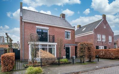 Groot Schui. 16