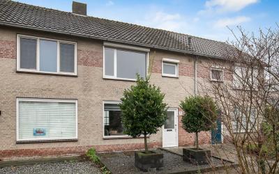 Elzehoutstr. 4