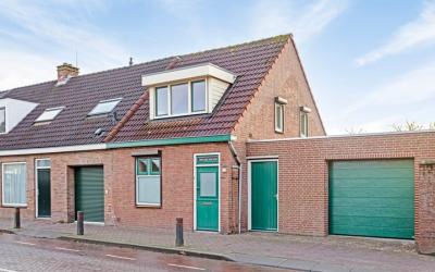 Dorpsstraat 10