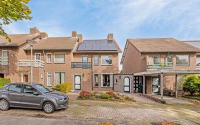 van Ommerenstraat 17