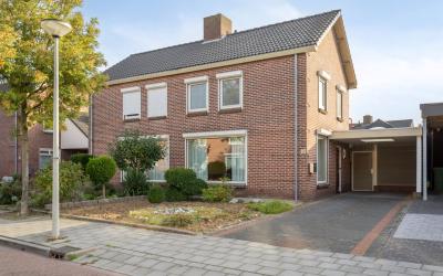 Dorpsstraat 85