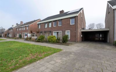 van den Eij. 53