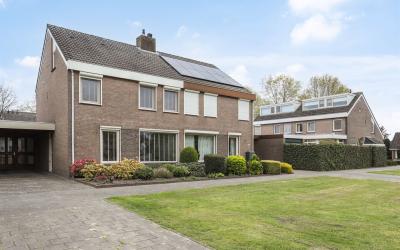van den Eij. 55
