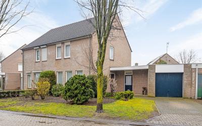 Den Bleek 28