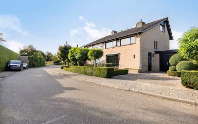 Langenakker 37