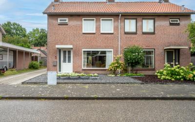 Emmastraat 15