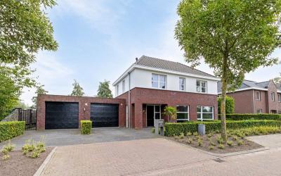 Sluisweg 21