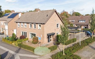 Den Hoogenb. 47