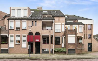 De Gouden Leeuw 128