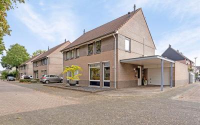 Vingerhoeds. 10