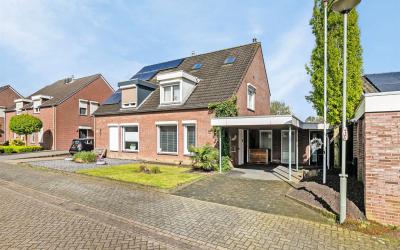 Pastoor de Botstraat 15