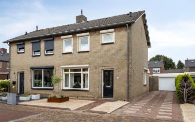 Margrietstraat 12
