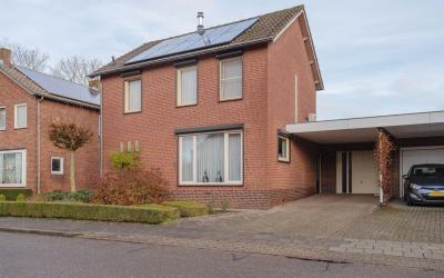 Maasstraat 19