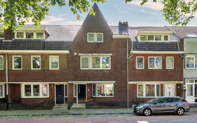 Emmastraat 23