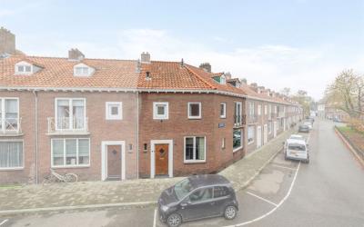 Burgemeeste. 9