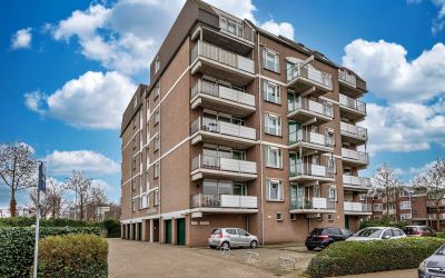 van Laerstr. 60