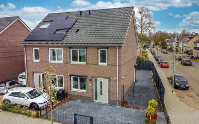 Constantijn. 19