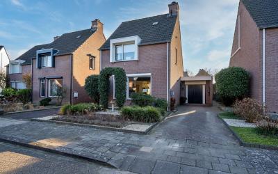 Aan de Wass. 63