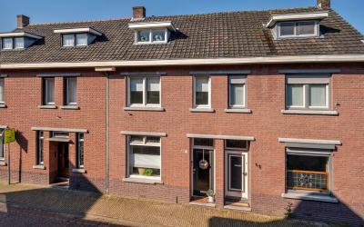 Beekstraat 13