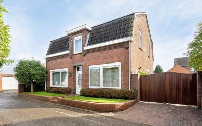 Hogeweg 12