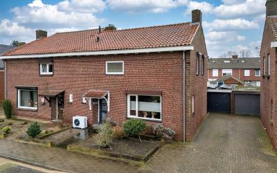 Oude Venlos. 25