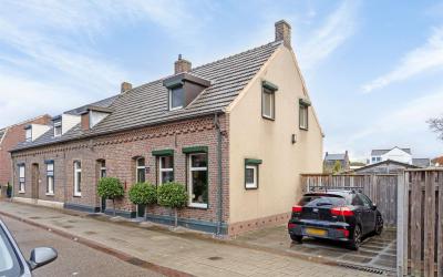 Emmastraat 13