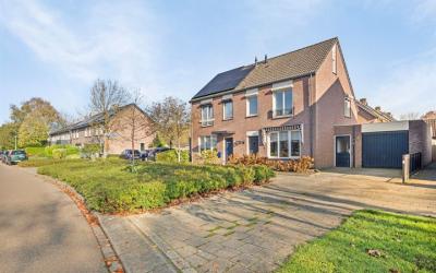 Van Vlatten. 25