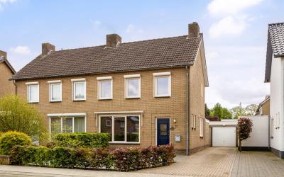 Emmastraat 27