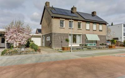 Emmastraat 35