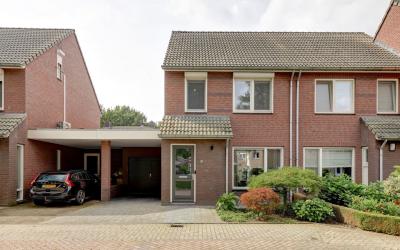 Berkenhof 22
