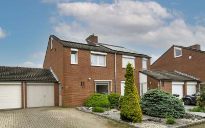 Diepenbroek. 107