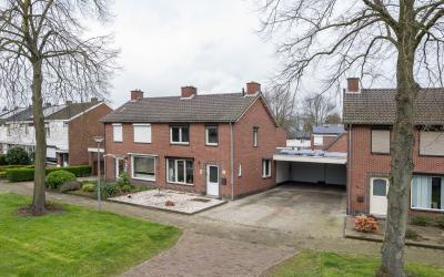 Overweertst. 83
