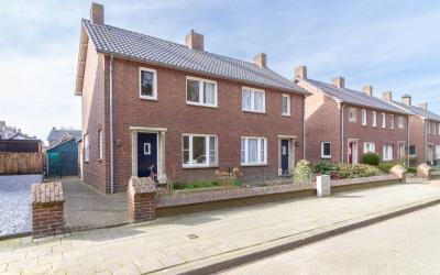 Parallelweg 6