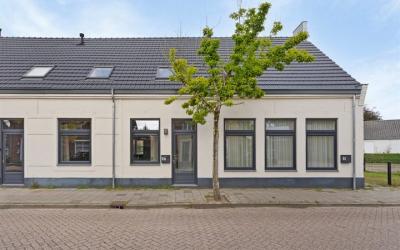 Deken Van B. 51-B