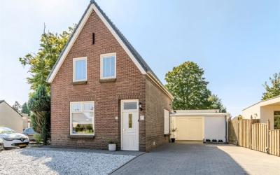 Maarheezerw. 13
